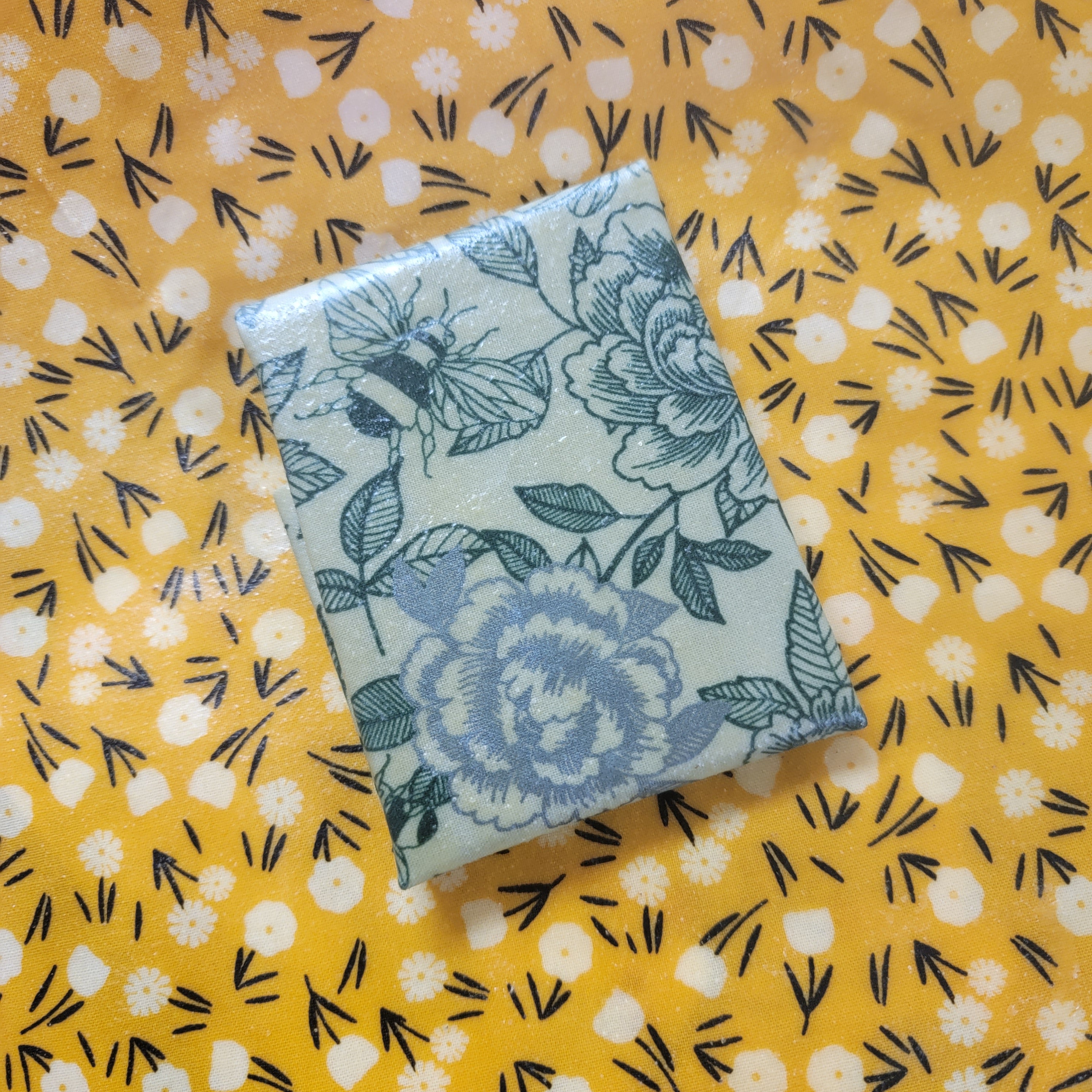 Beeswax Wrap - 3 Pack - Multicolored Fabric — Bee Hill Farm