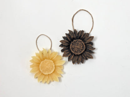 Susie's Sunflower | Beeswax Ornament