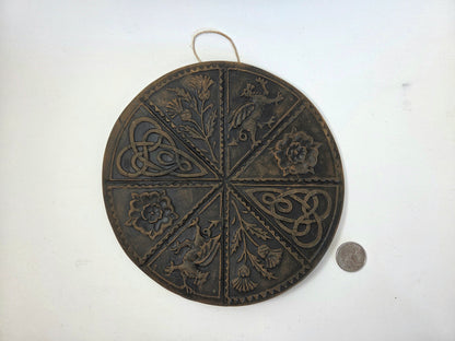 Celtic Crest | Beeswax Ornament