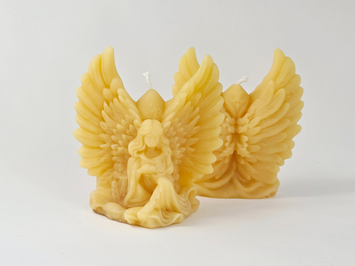 Graceful Angel | Beeswax Candle