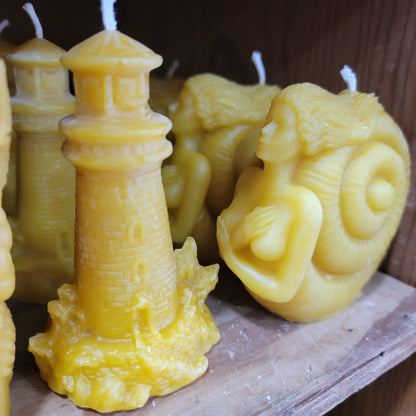 Sea Shell Siren | Nautical Beeswax Candle