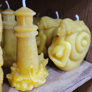 She shells sea maiden - beeswax candle