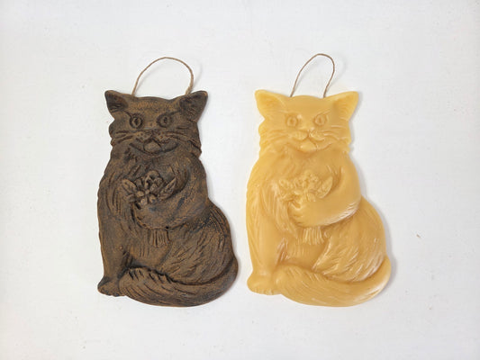 Blossom the Kitten | Beeswax Ornament
