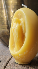 Angels we have heard on High - Beeswax sphere candle