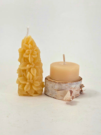 Poinsettia Mini Cone | Beeswax Candle