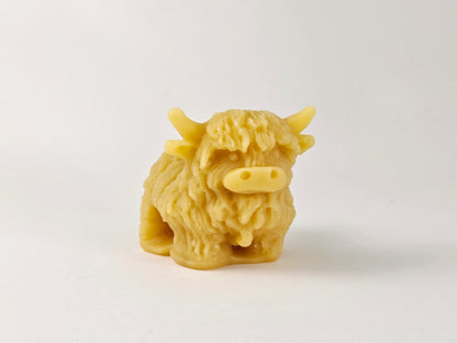 Highland Cow | Beeswax Candle