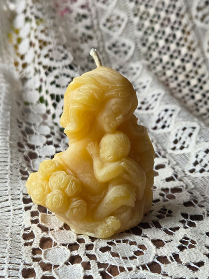 Mama Hold Them Closer | Beeswax Candle