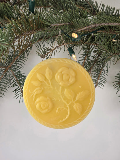Oma's Roses | Beeswax Ornament