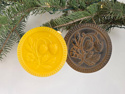 Wild Strawberries | Beeswax Ornament