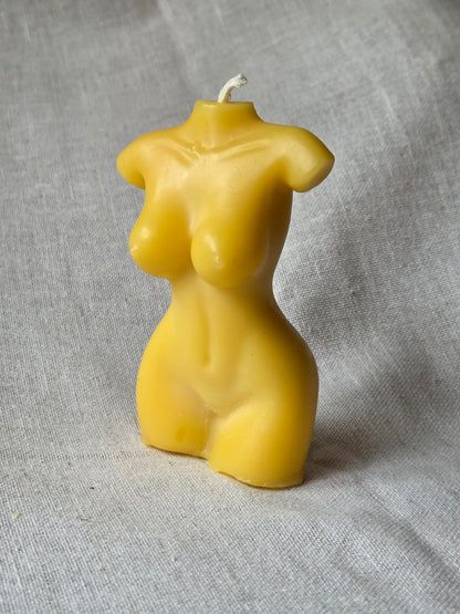 The Girlfriend | Beeswax Candle