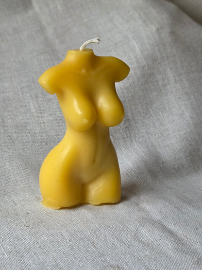 The Girlfriend | Beeswax Candle