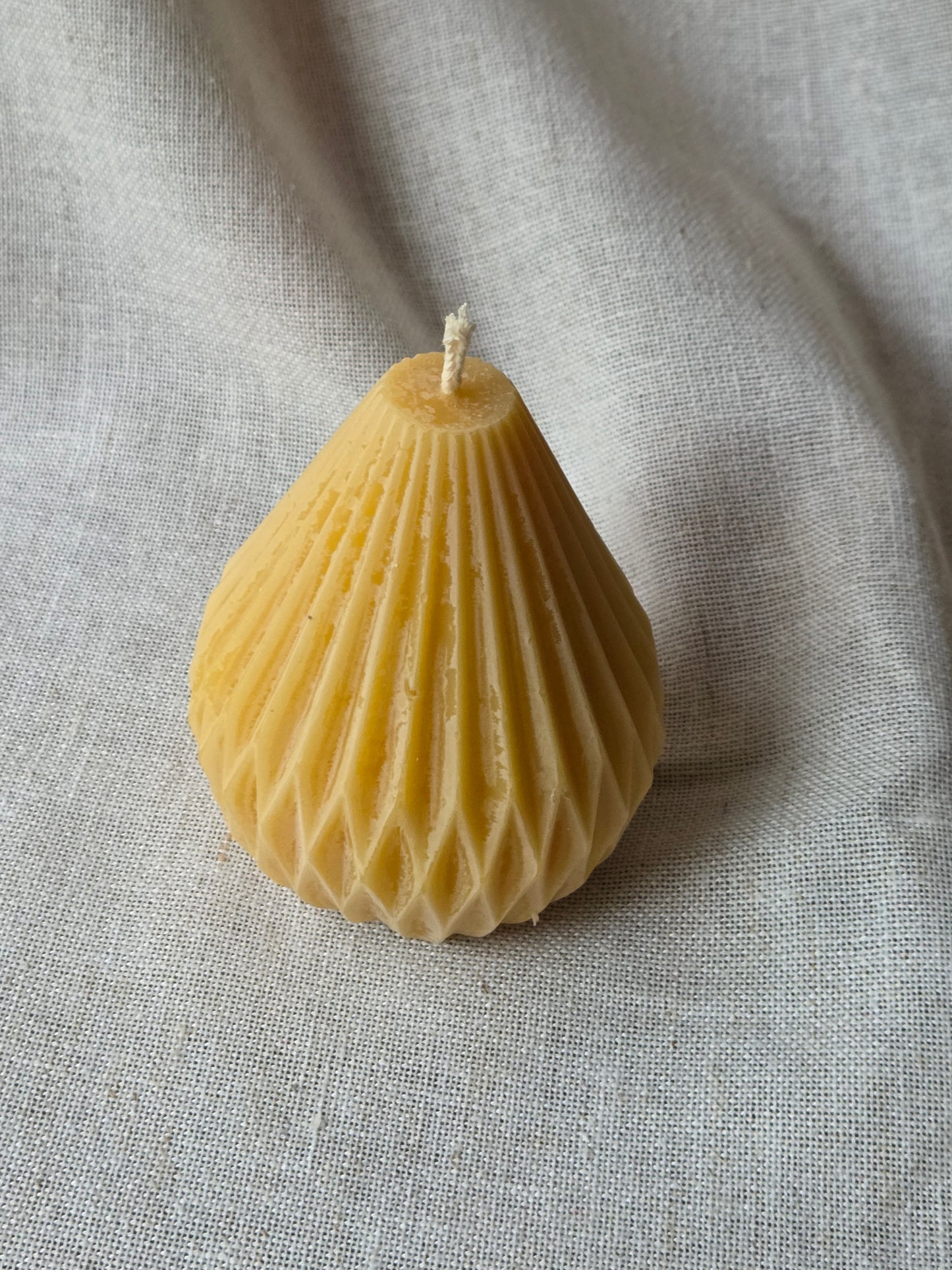Serenity | Geometric Beeswax Candle