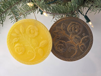 Oma's Roses | Beeswax Ornament