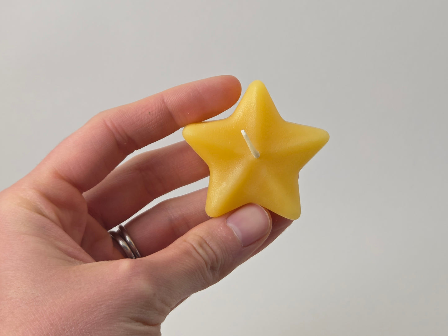 Floating Classic Star, Set of 3 | Beeswax Candle