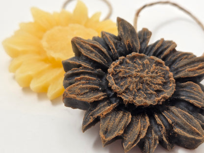 Susie's Sunflower | Beeswax Ornament