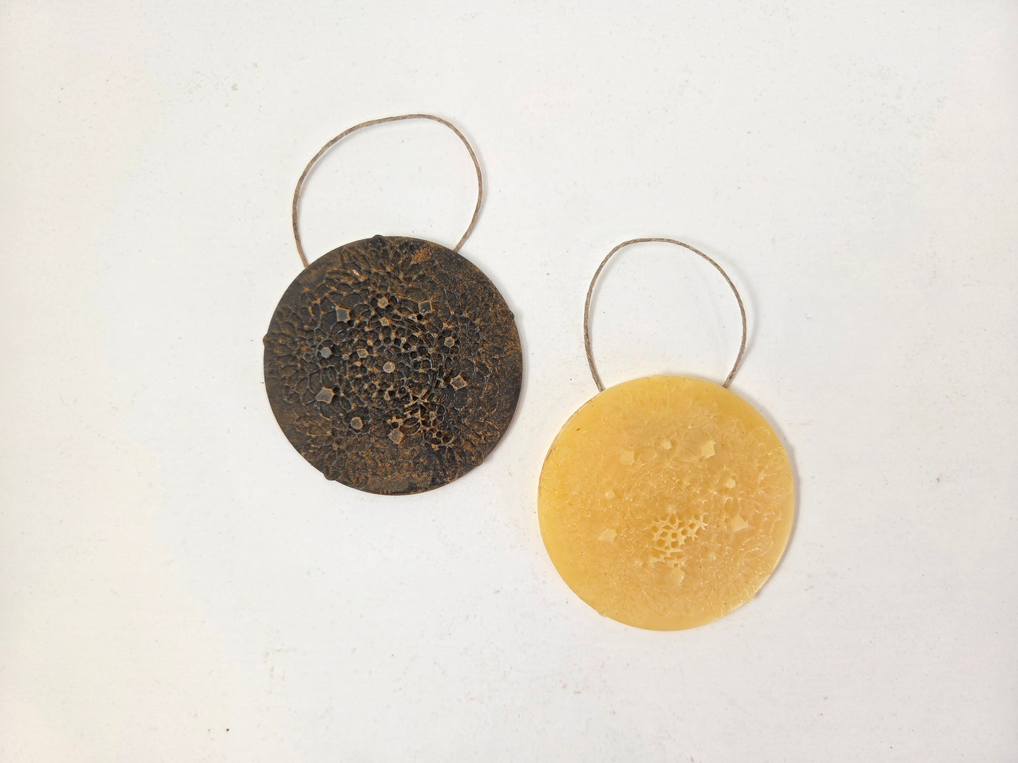 Vintage Lace | Beeswax Ornament