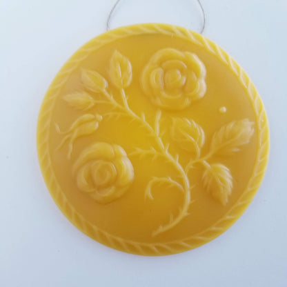Oma's Roses | Beeswax Ornament