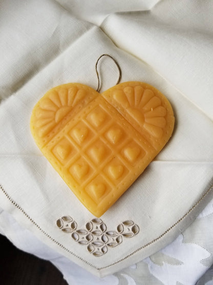 Pioneer Heart | Beeswax Ornament