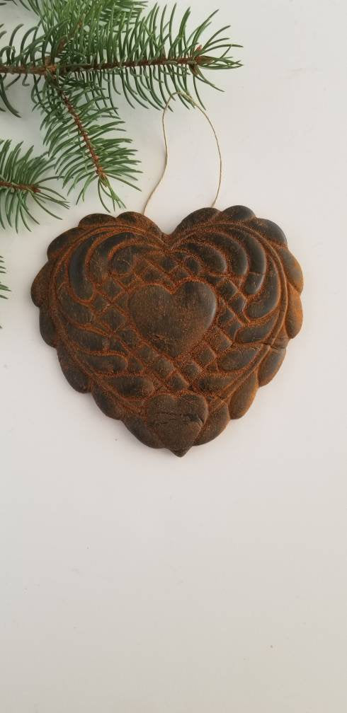 A Quilters Patient Heart - Antiqued Cinnamon Beeswax Ornament