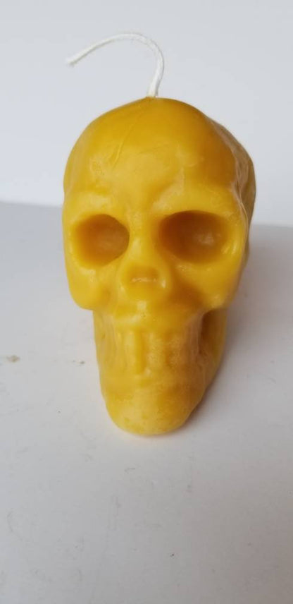 Shakespeare's Yorick skull- Beeswax Candle